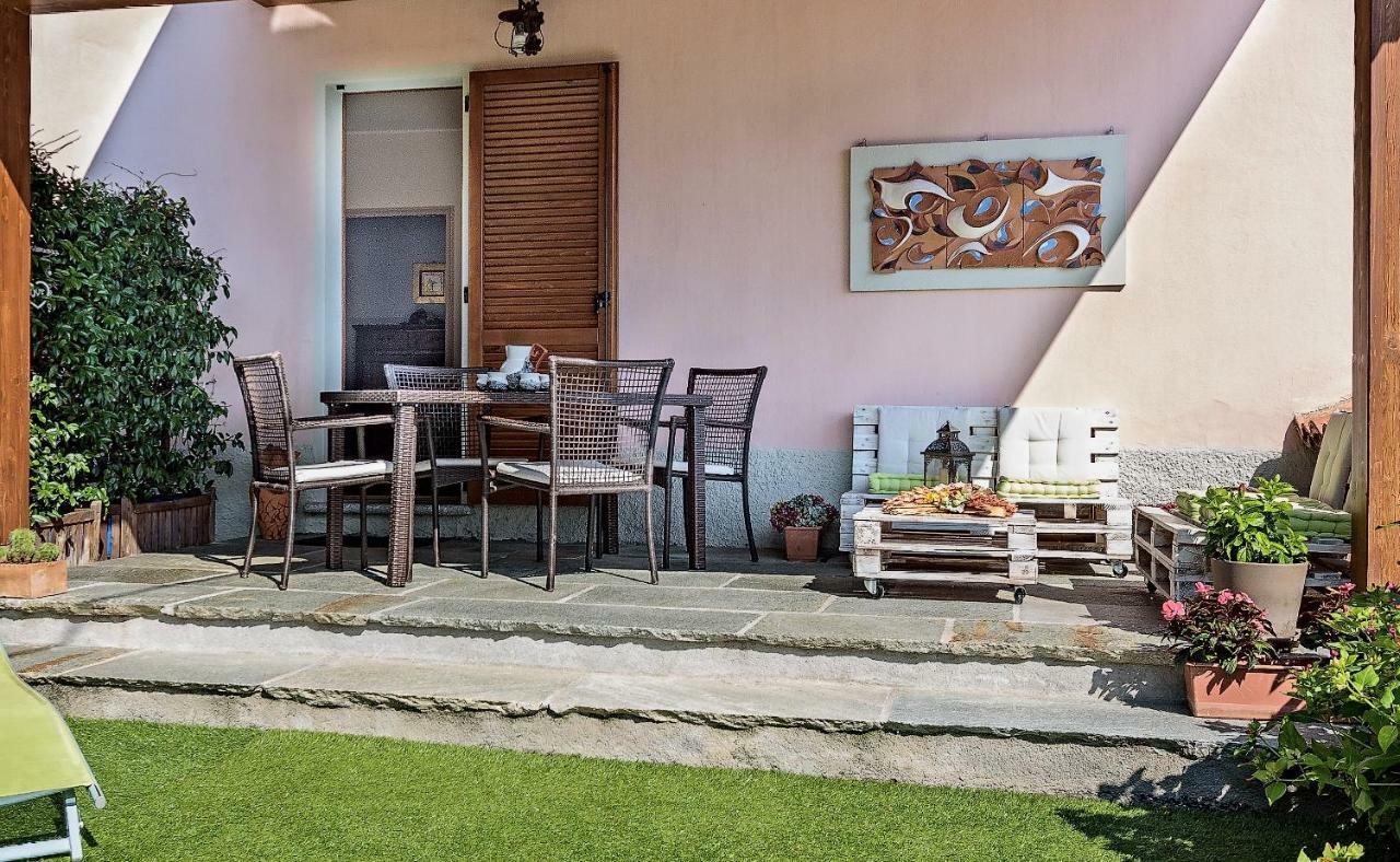 グラヴェドーナCasa Artisアパートメント エクステリア 写真